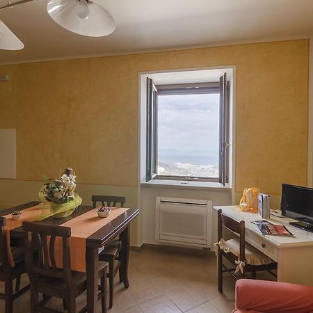 Al Casale Dei Nonni Bed and Breakfast Laureana Cilento Exteriör bild