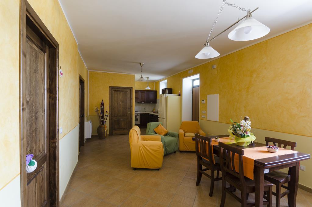 Al Casale Dei Nonni Bed and Breakfast Laureana Cilento Exteriör bild