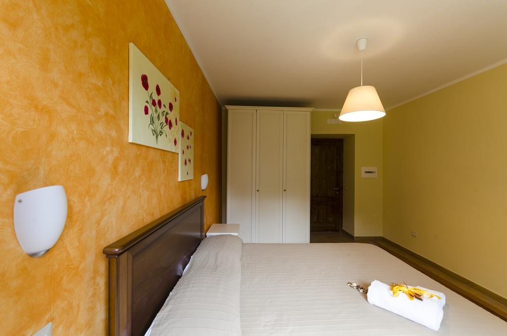 Al Casale Dei Nonni Bed and Breakfast Laureana Cilento Exteriör bild