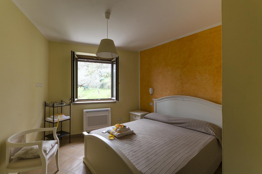 Al Casale Dei Nonni Bed and Breakfast Laureana Cilento Exteriör bild