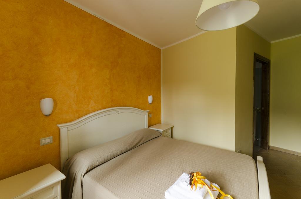 Al Casale Dei Nonni Bed and Breakfast Laureana Cilento Exteriör bild