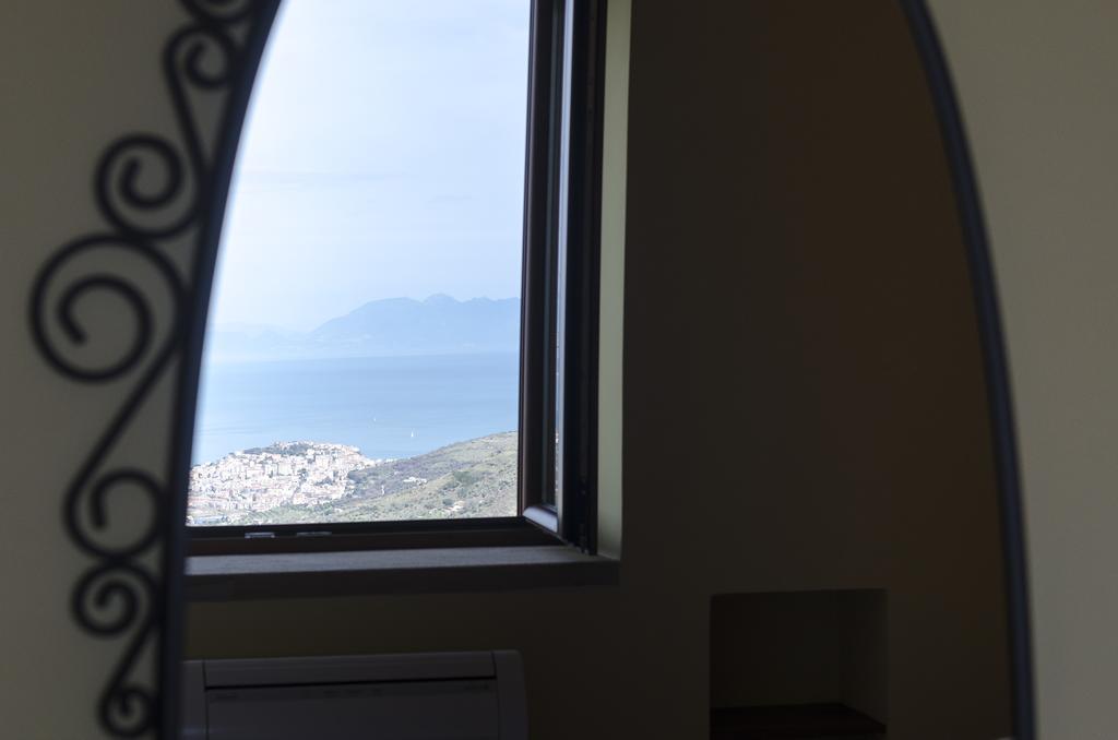 Al Casale Dei Nonni Bed and Breakfast Laureana Cilento Exteriör bild